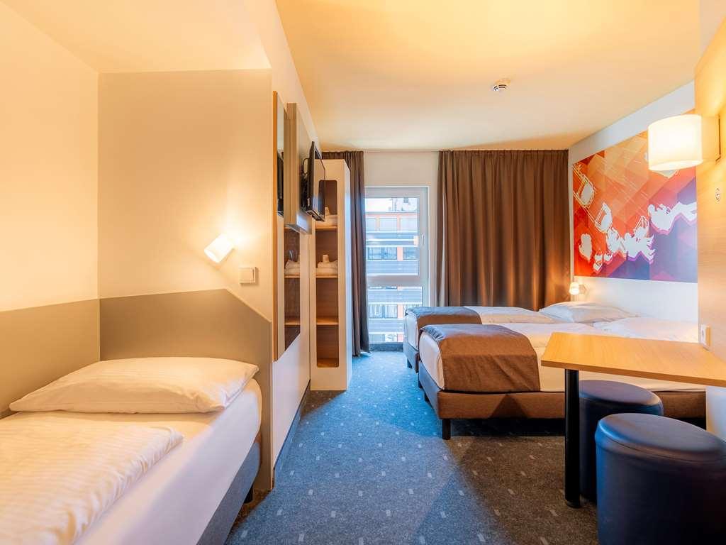 B&B Hotel Stuttgart-Bad Cannstatt Room photo